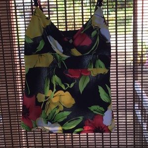 NWOT Frank Lyman Sleeveless Top. Size 12.